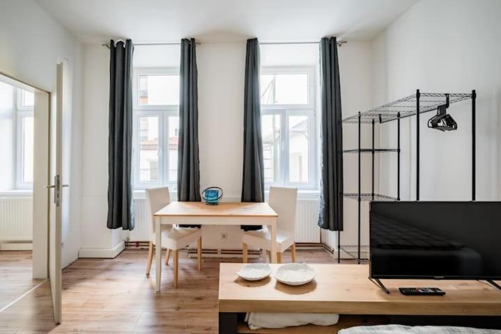 Gemuetliche Wohnung Wien Stadthalle Exteriér fotografie